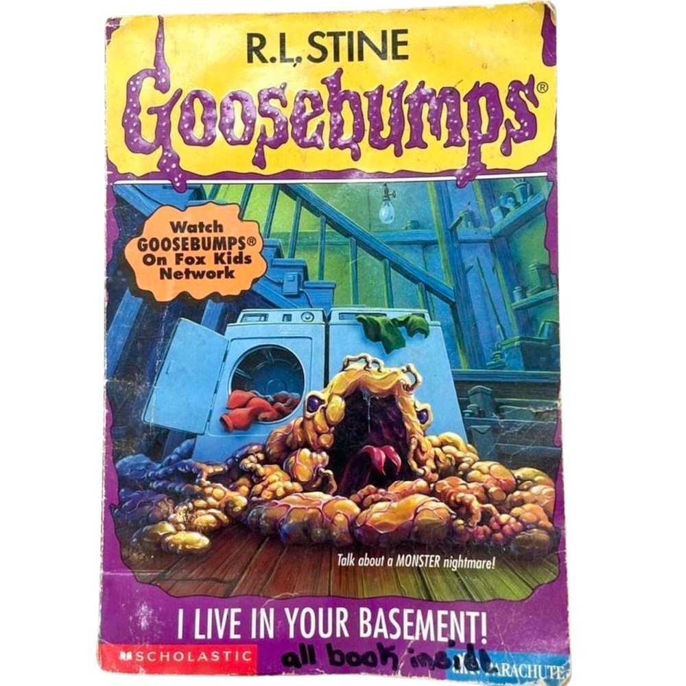 Rare VINTAGE 90s GOOSEBUMPS Paperback Book "I Live In Your Basement" by RL STINE